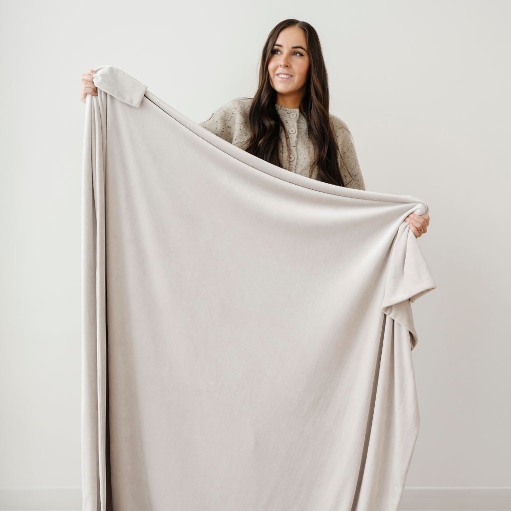 MINKY STRETCH XL THROW BLANKETS in - photo