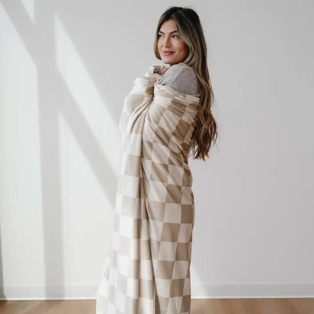 Saranoni Minky Stretch XL Throw Blankets - SwagglyLife Home & Fashion