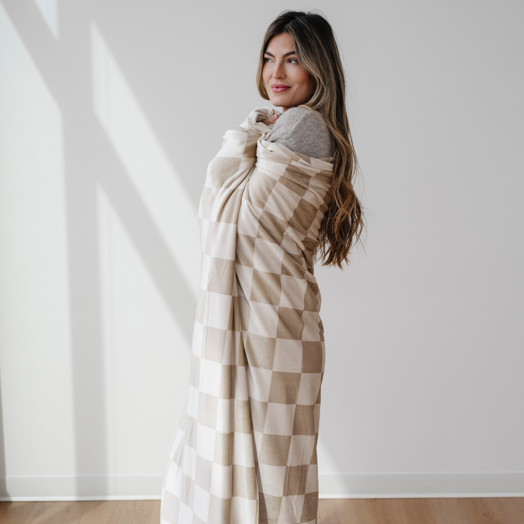 MINKY STRETCH XL THROW BLANKETS in - photo