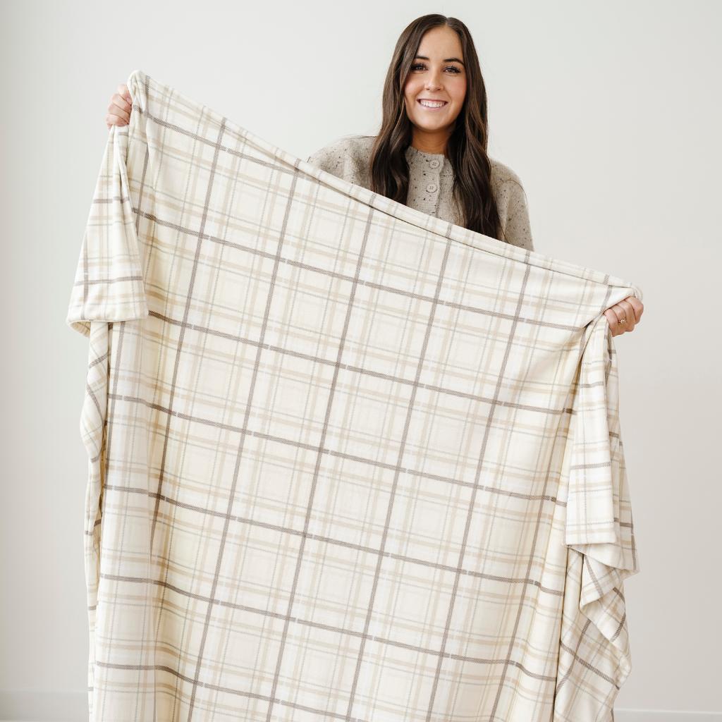 MINKY STRETCH THROW BLANKETS in - photo