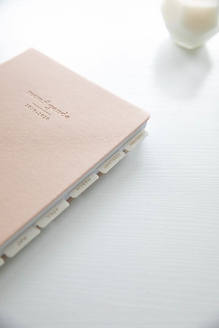 Adhesive Tabs in - retail photo