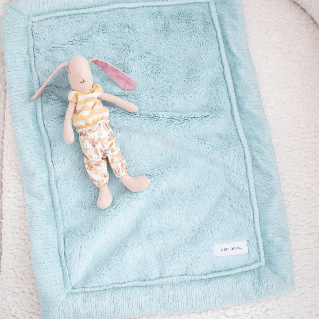 Saranoni Lush Mini Blanket - SwagglyLife Home & Fashion