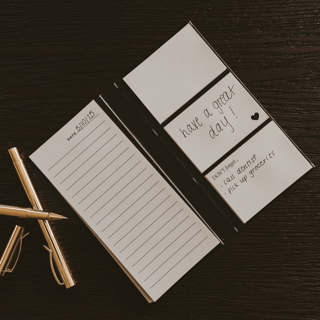 Portable Sticky Notes Booklet in - Notepad photo