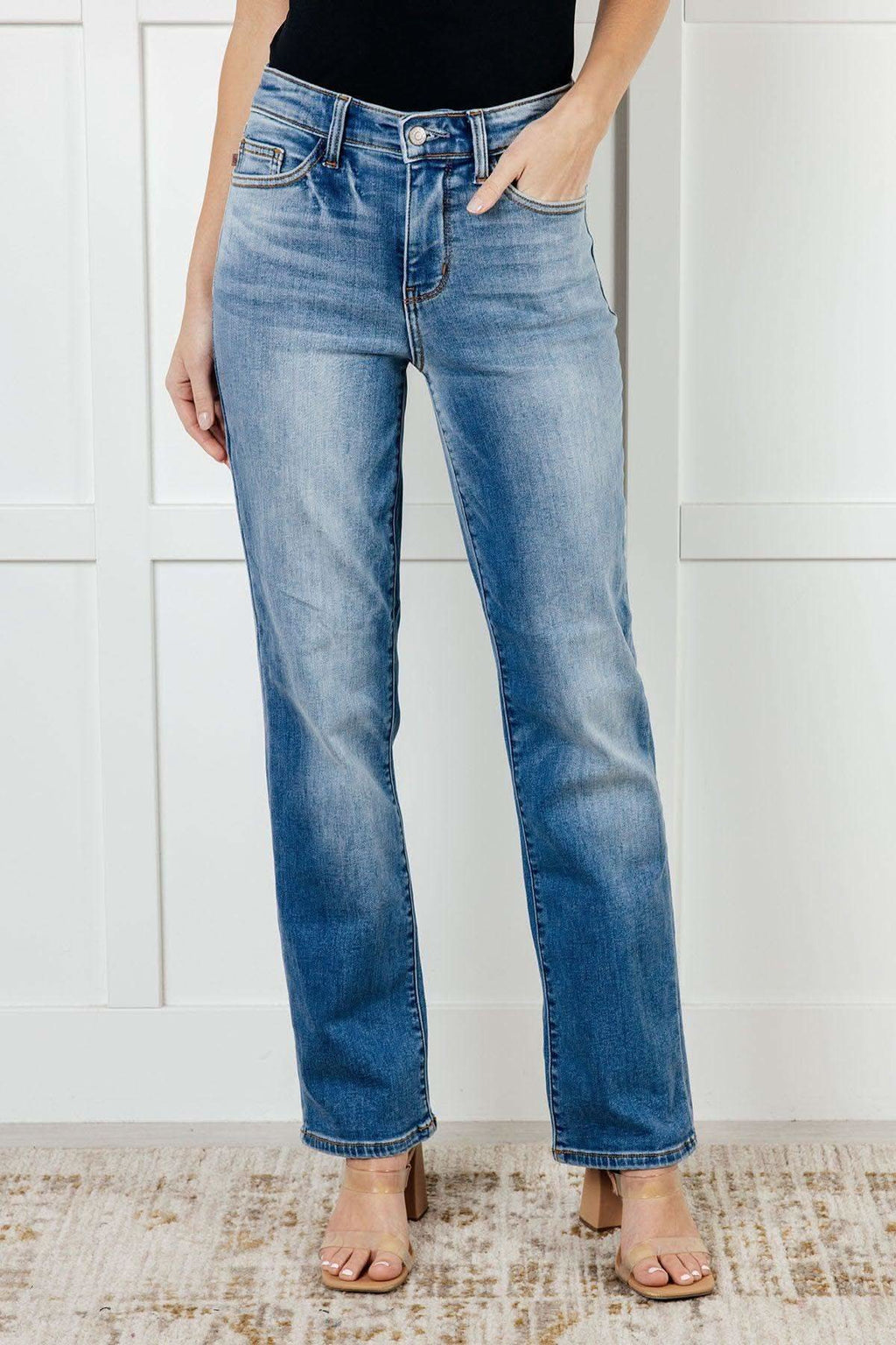 Judy Blue Nivea Vintage Wash Thermal Straight Jeans in - Denim photo