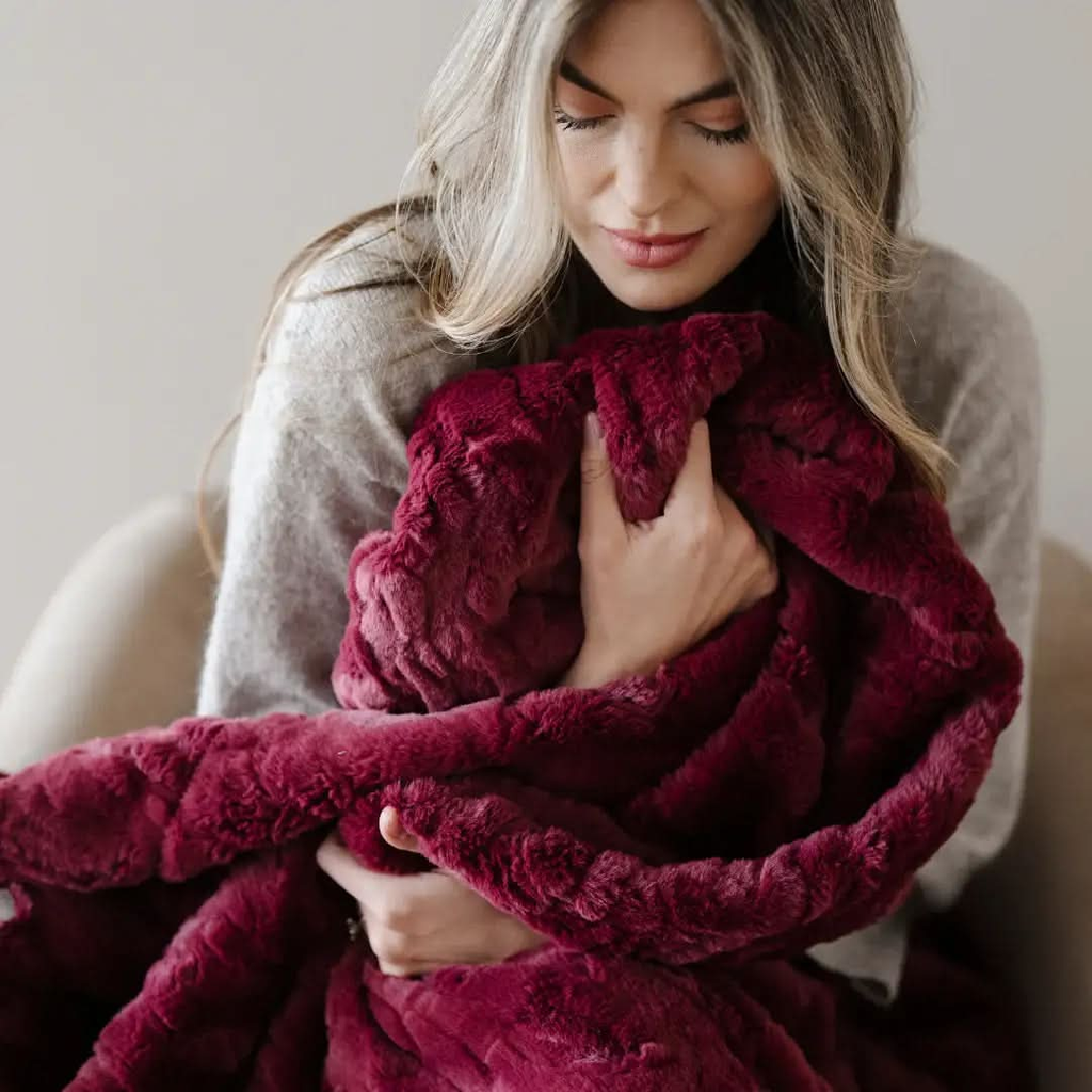 PATTERNED FAUX FUR XL THROW BLANKETS - SwagglyLife Home & Fashion