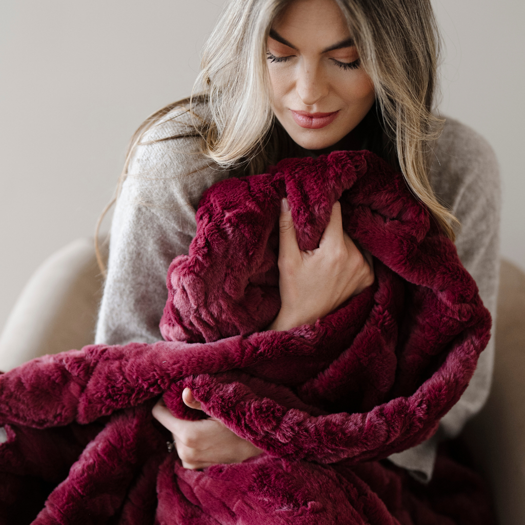PATTERNED FAUX FUR XL THROW BLANKETS in - photo