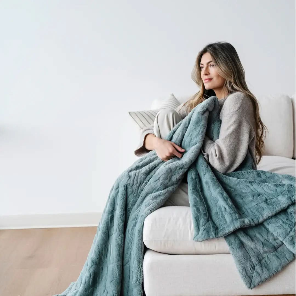 Saranoni Patterned Faux Fur Throw Blankets - SwagglyLife Home & Fashion