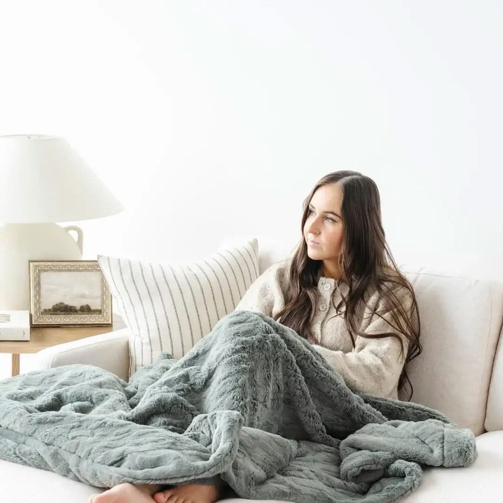 PATTERNED FAUX FUR XL THROW BLANKETS - SwagglyLife Home & Fashion