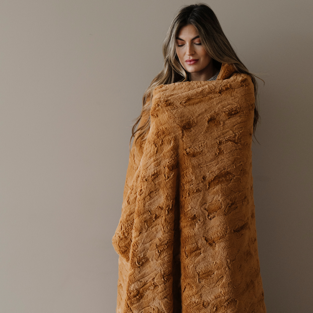 PATTERNED FAUX FUR XL THROW BLANKETS in - photo