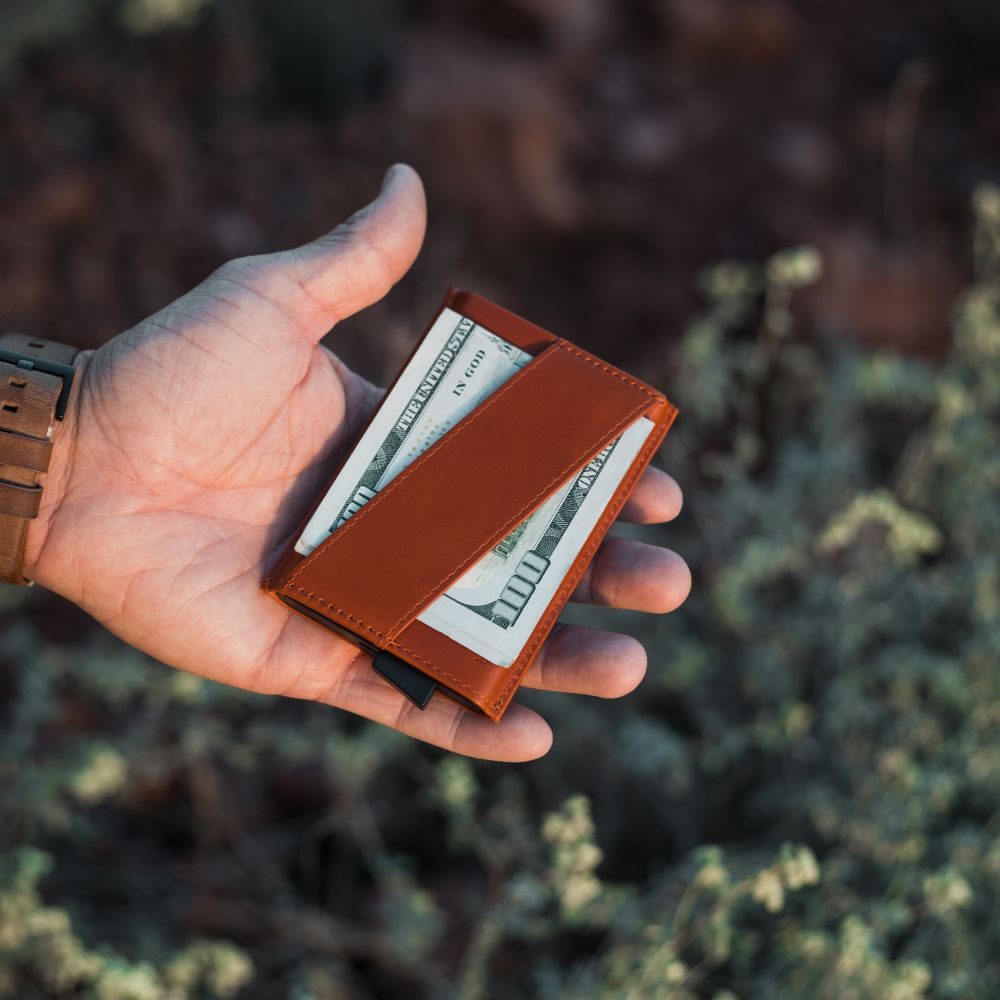 Andar The Pilot in - Wallets photo