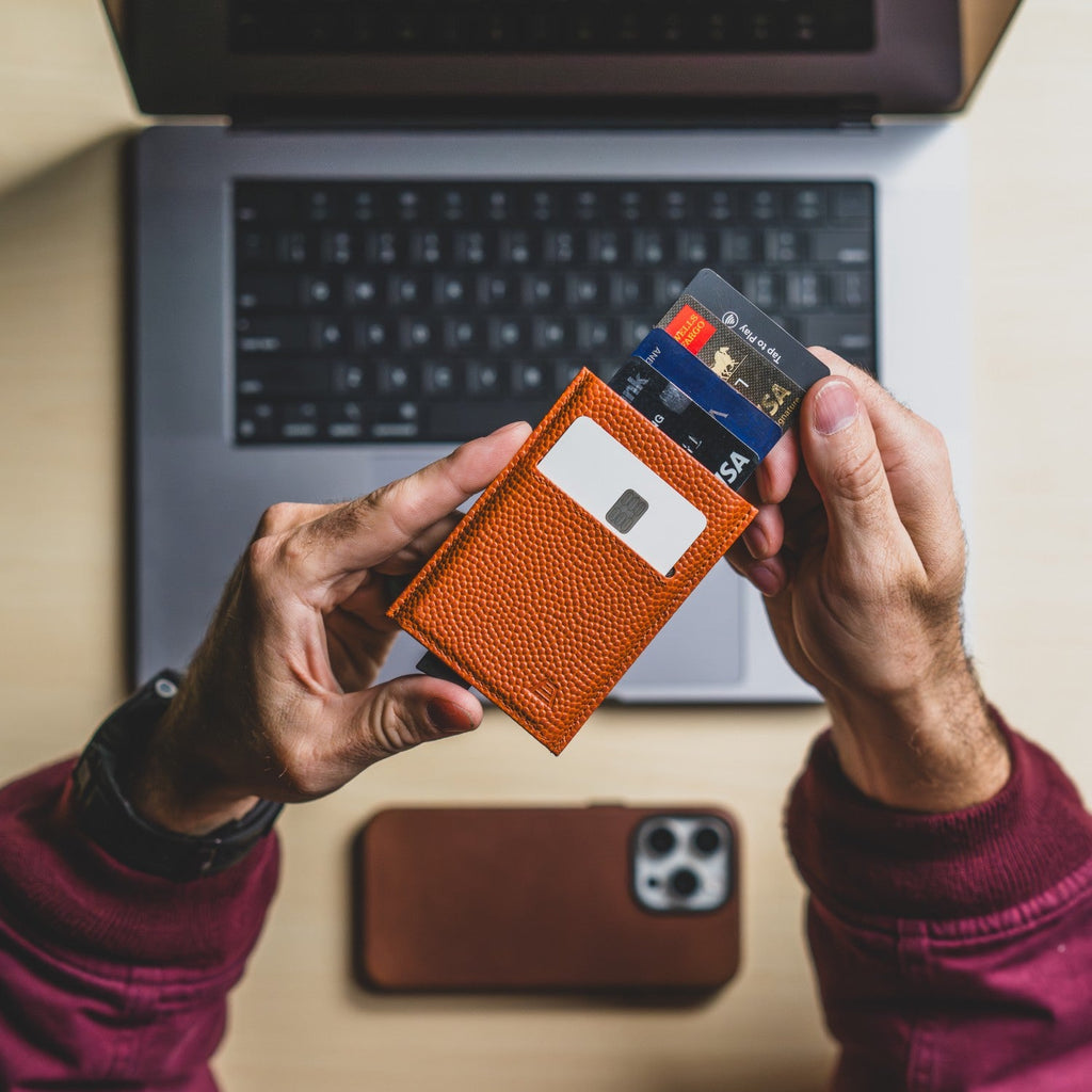 Andar The Pilot in - Wallets photo