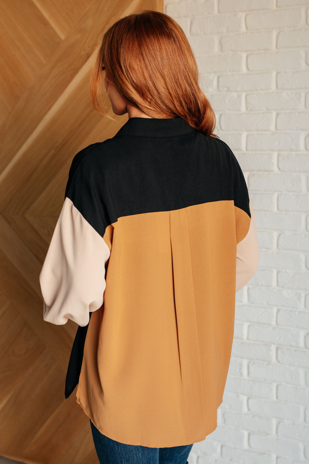 Queen of the Block Button Up in - Tops photo