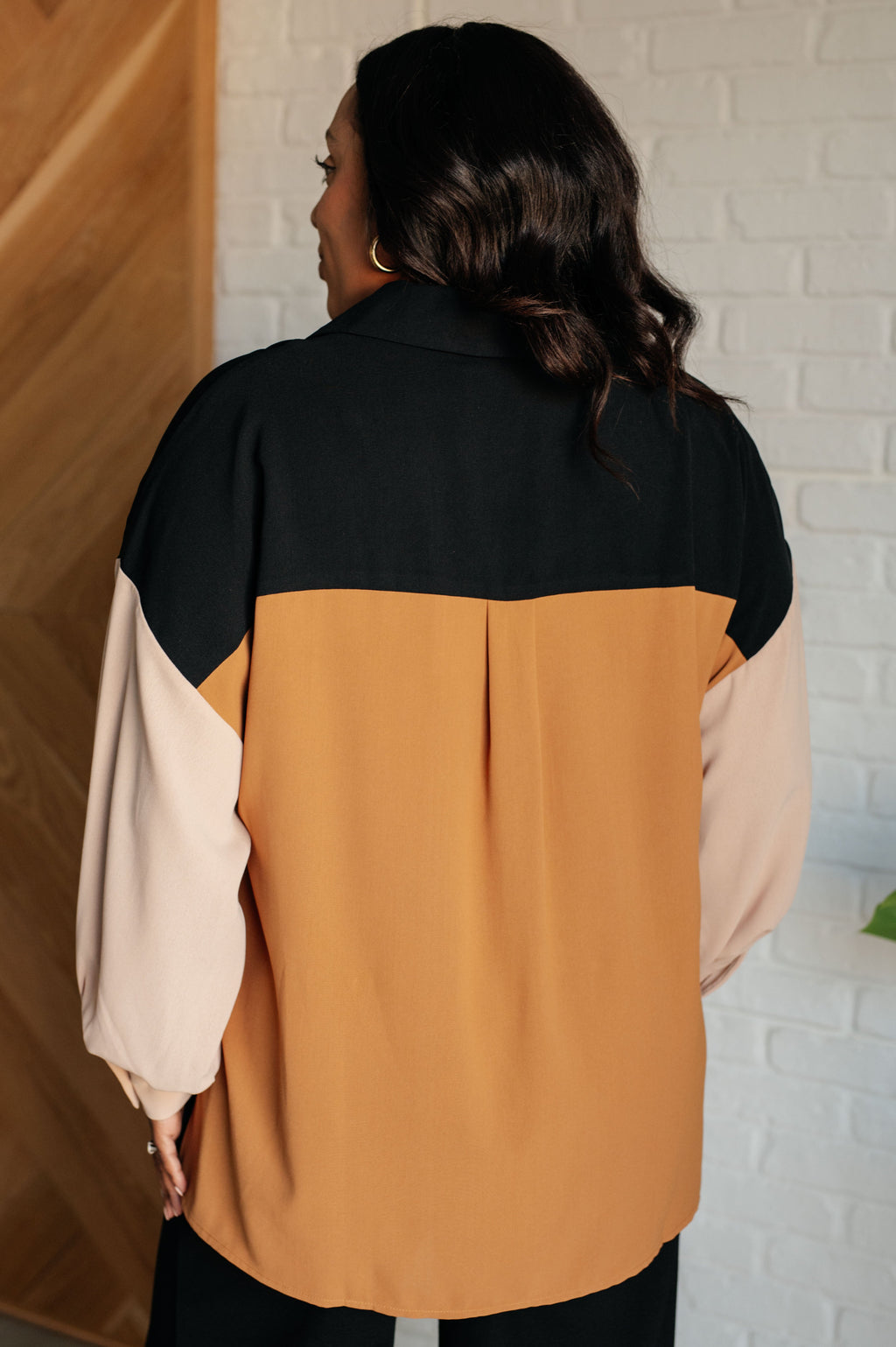 Queen of the Block Button Up in - Tops photo