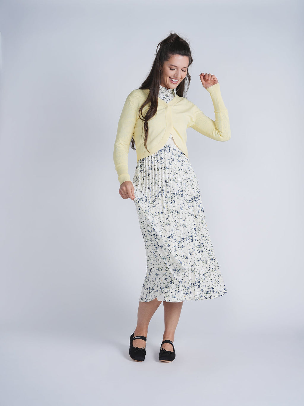 Crop Knit Cardigan in - Teen Pullover photo
