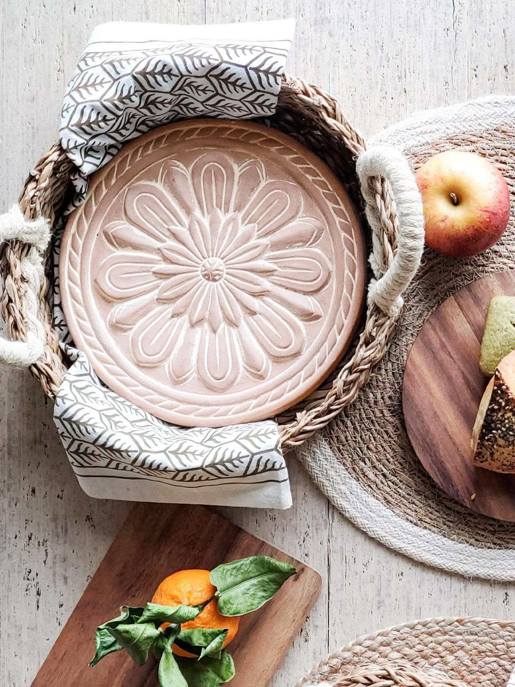 Bread Warmer & Basket Gift Set with Tea Towel - Vintage Flower in - KITCHEN photo
