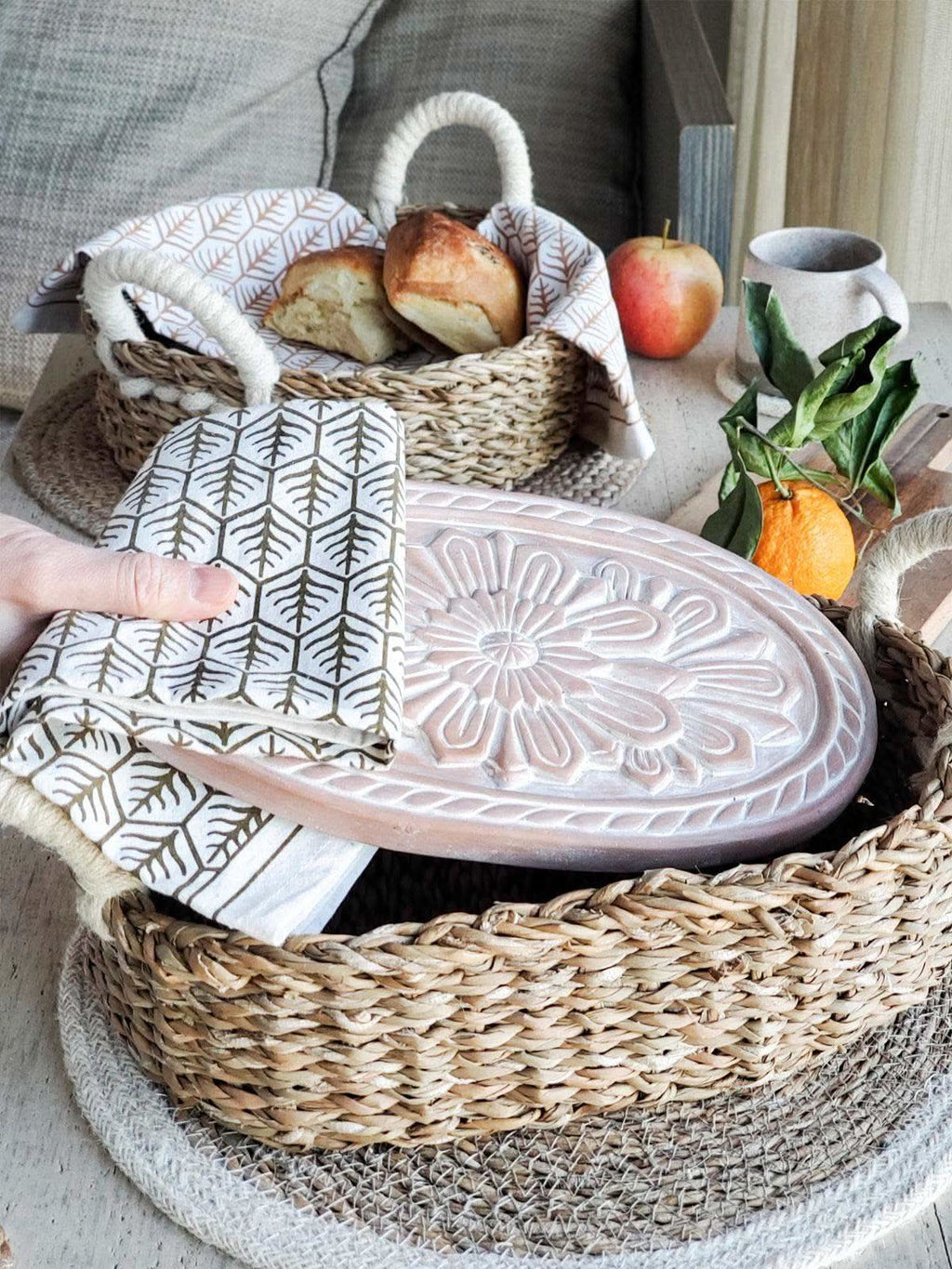 Bread Warmer & Basket Gift Set with Tea Towel - Flower in - KITCHEN photo