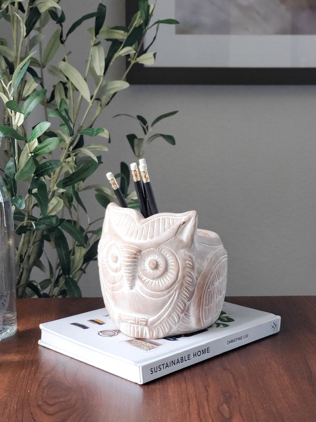 Terracotta Pot - Horned Owl in - PLANT DECOR photo