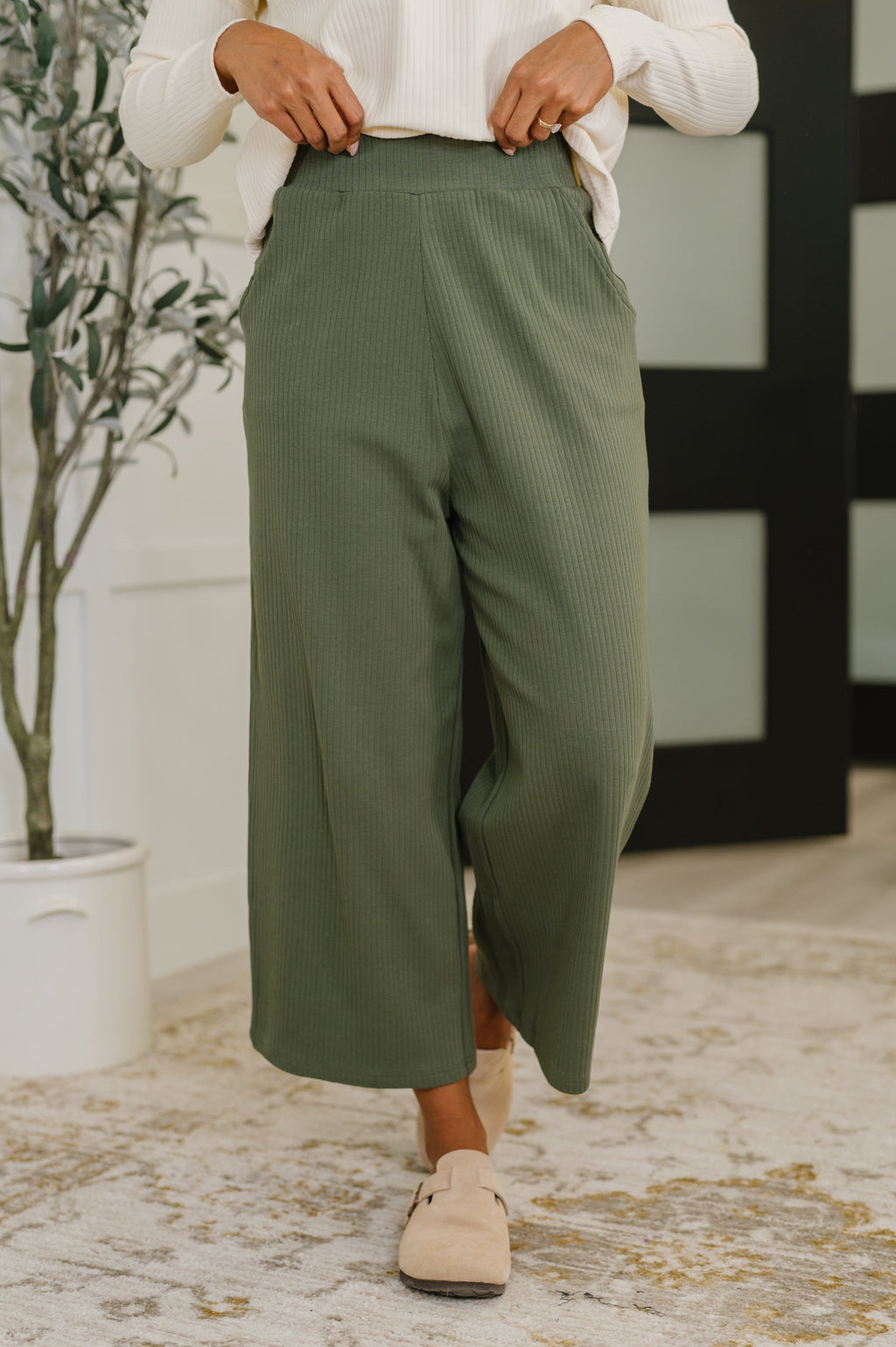 Thyme Culottes in Dusty Pine in - Womens photo