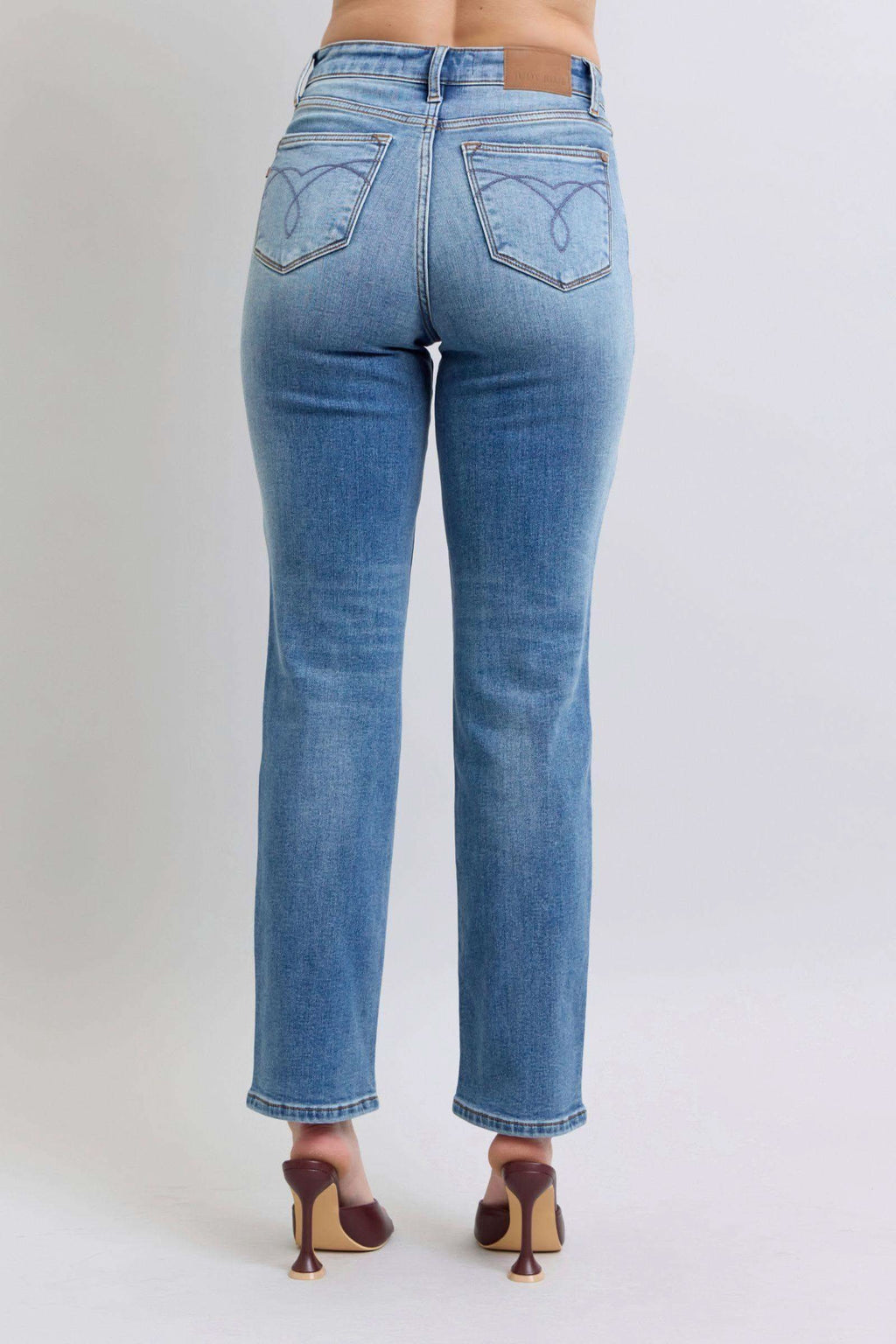 Judy Blue Full Size Wash Thermal Straight Jeans with Pockets in - Jeans photo