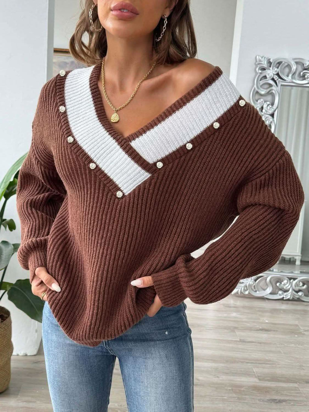Contrast Trim Dropped Shoulder Long Sleeve Sweater in - photo