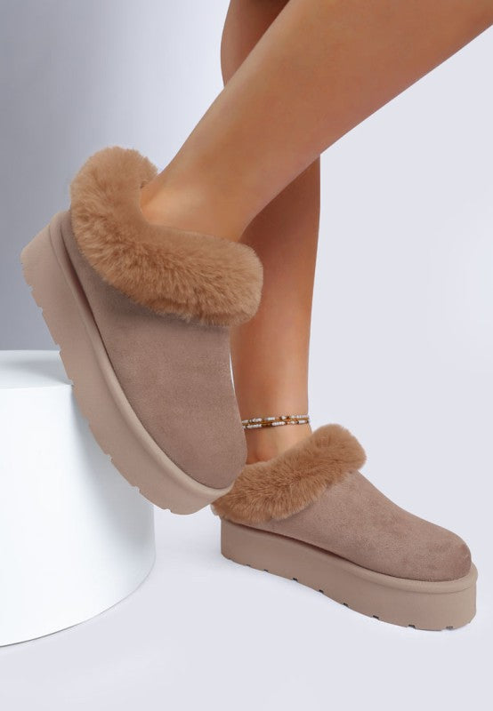 Aniso Faux Fur Slip On Snow Boots in - photo