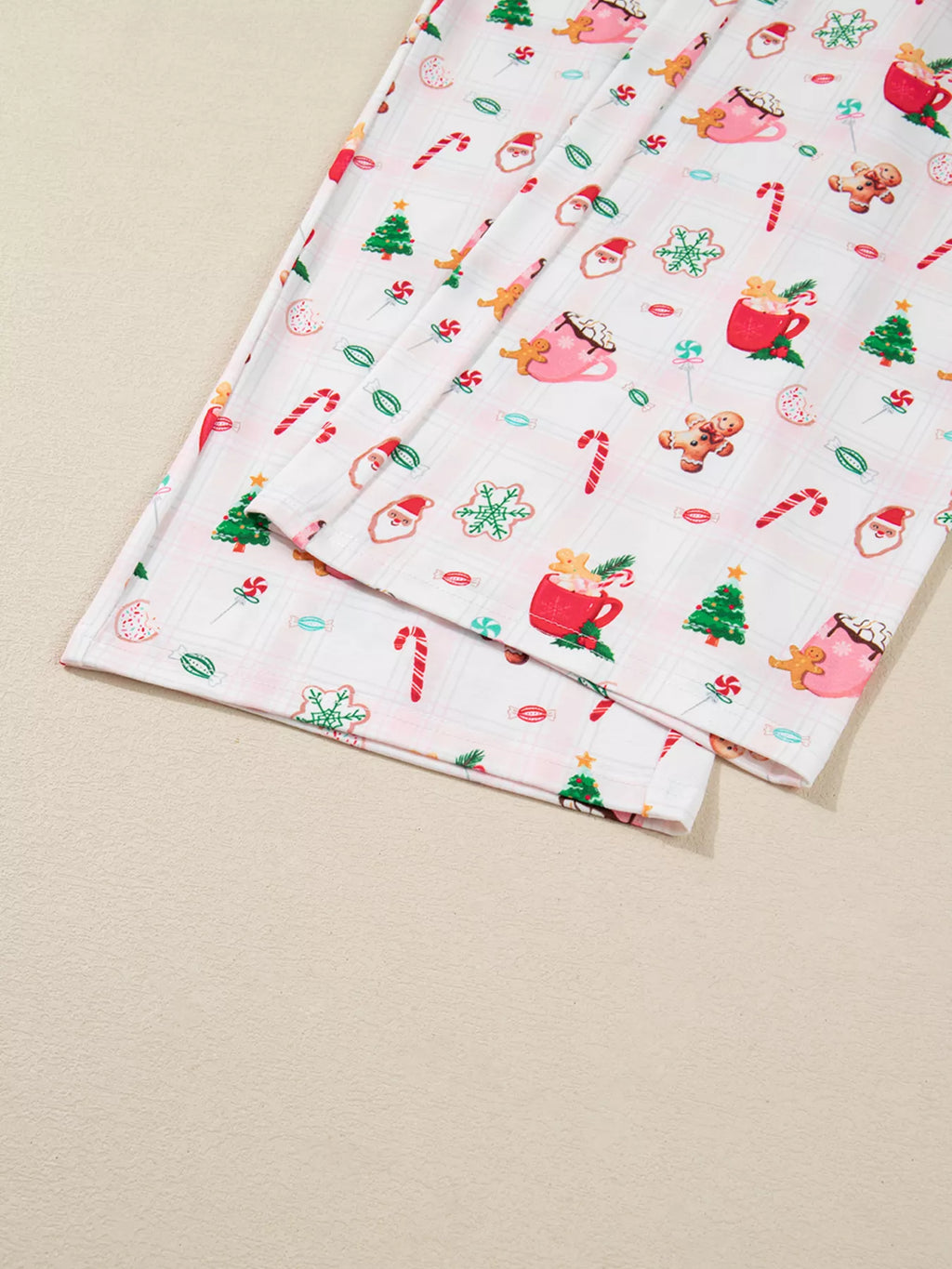 Christmas Spirit Cute Holiday Print Short Sleeve Shirt and Pants 2pcs Pajama Set in - photo