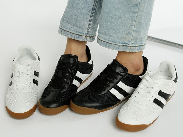 Blaster Casual Striped Lace-Up Sneakers in - photo