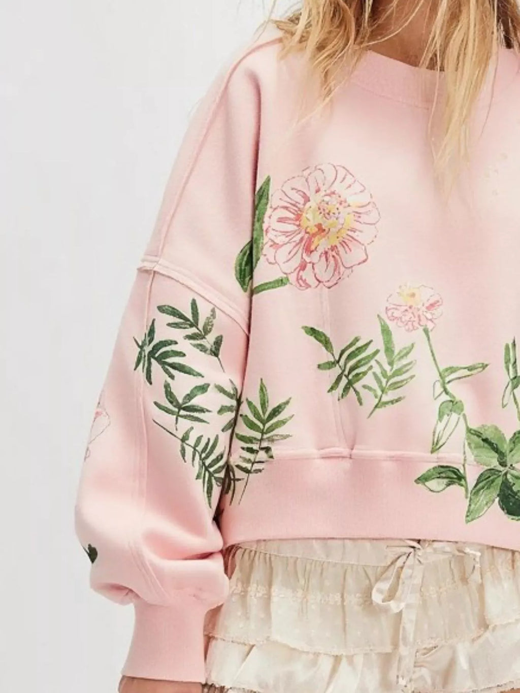 Printed Round Neck Dropped Shoulder Sweatshirt in - photo