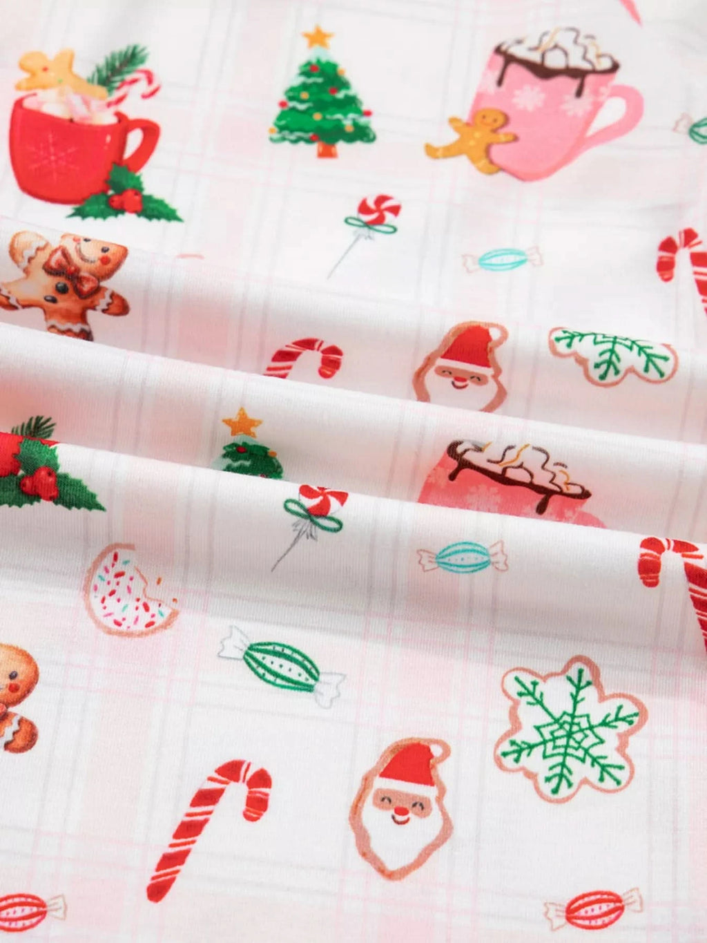Christmas Spirit Cute Holiday Print Short Sleeve Shirt and Pants 2pcs Pajama Set in - photo