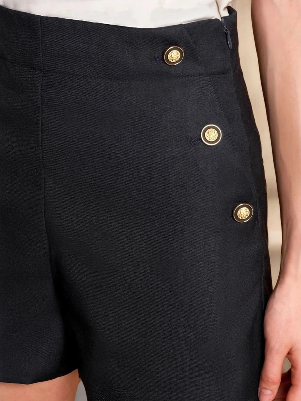 High-Waisted Shorts in - photo