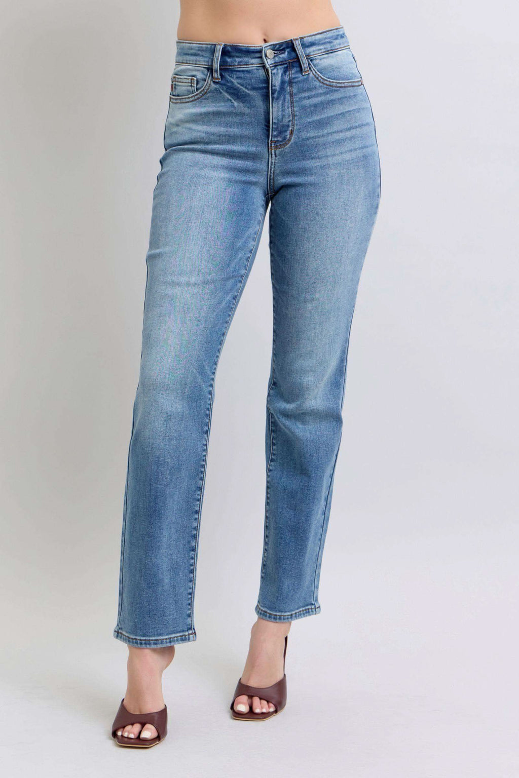 Judy Blue Full Size Wash Thermal Straight Jeans with Pockets in - Jeans photo