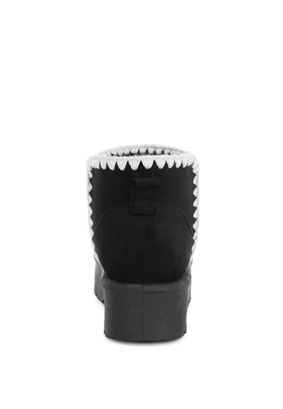 Rochas Scalloped Detail Snow Boots in - photo