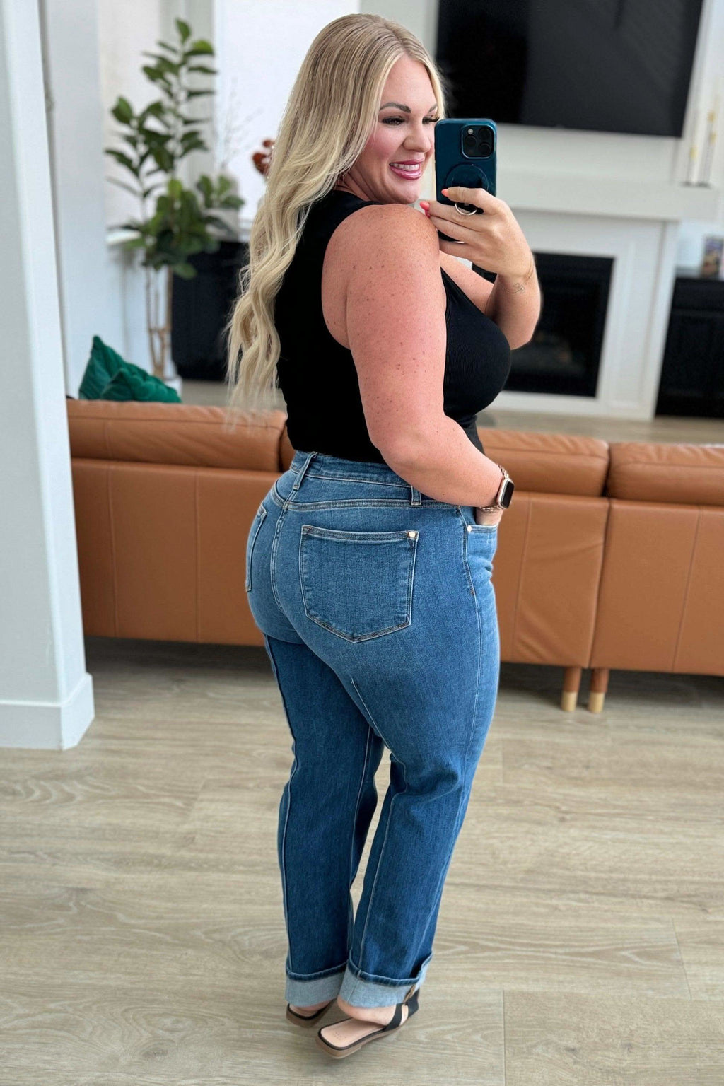 Campbell High Rise Center Seam Detail Straight Jeans in - Womens photo