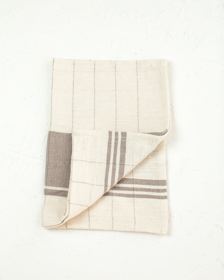Chelsea Cotton Tea Towel in - Kitchen Towels photo