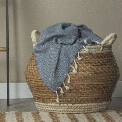 Chevron Oversized Turkish Cotton Throw Blanket – Extra Large, Lightweight, and Stylish - SwagglyLife Home & Fashion Chevron Oversized Turkish Cotton Throw Blanket – Extra Large, Lightweight, and Stylish - SwagglyLife Home & Fashion