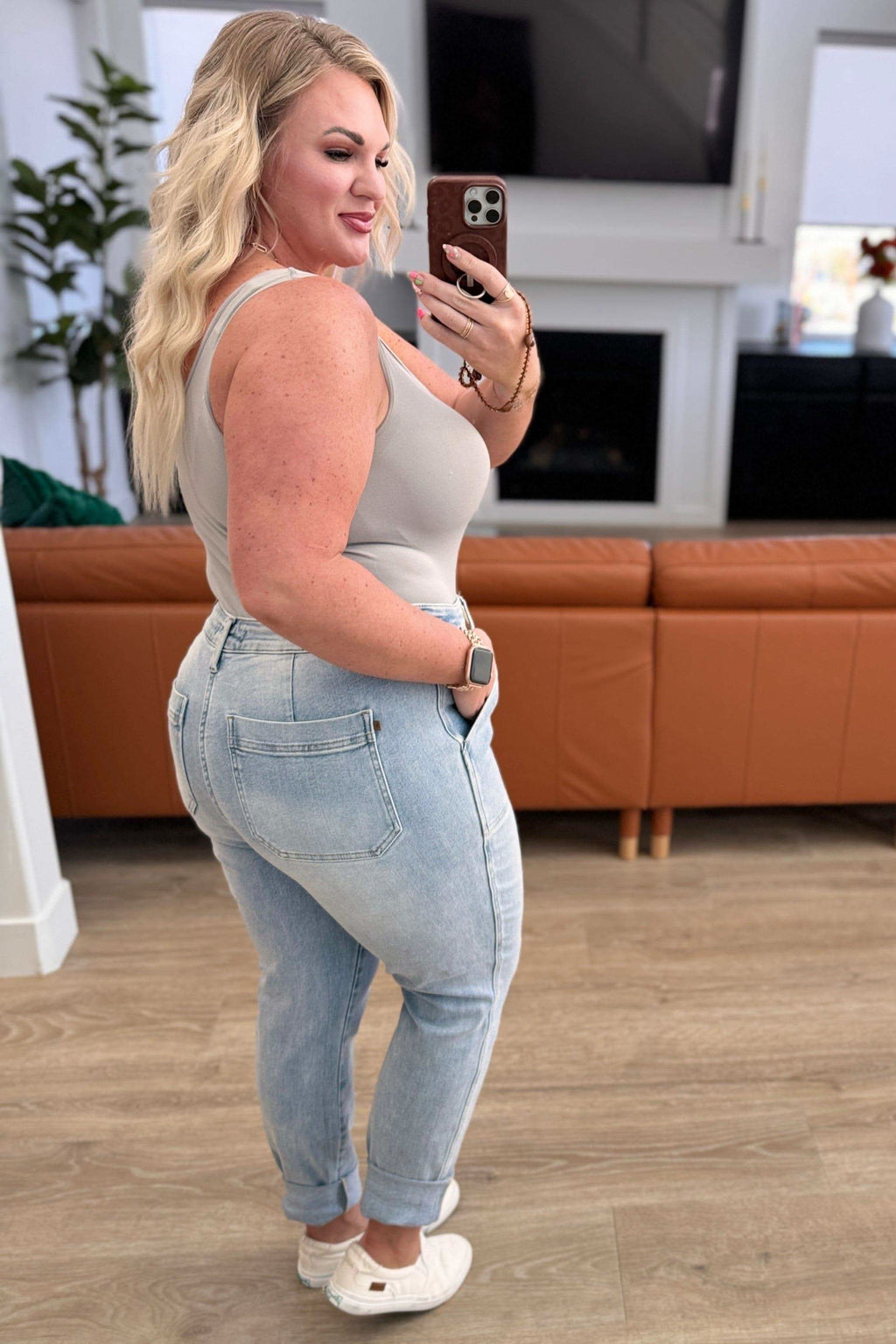 Judy Blue Cooper High Rise Vintage Denim Jogger in - Jeans photo