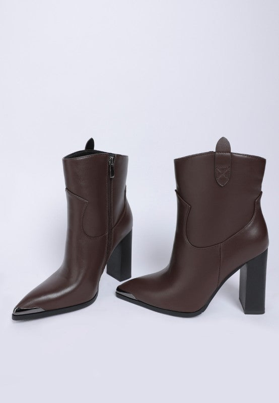 Hatter Pointed Toe Faux Leather Boots in - photo