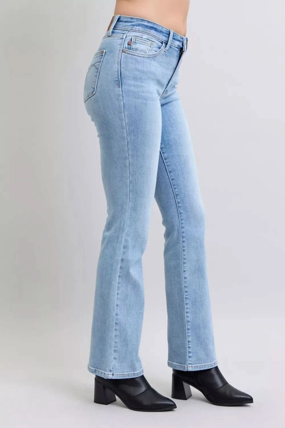 Judy Blue Mid Rise Thermal Bootcut Jeans in - photo