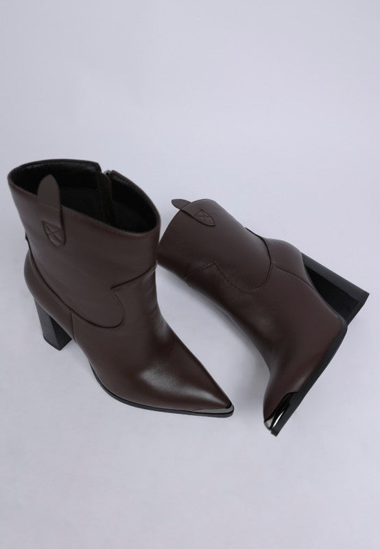 Hatter Pointed Toe Faux Leather Boots in - photo
