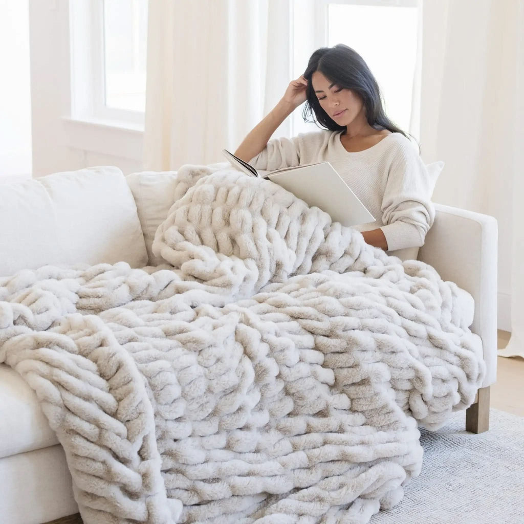 Saranoni Double Ruched Faux Fur XL Throw Blankets - SwagglyLife Home & Fashion