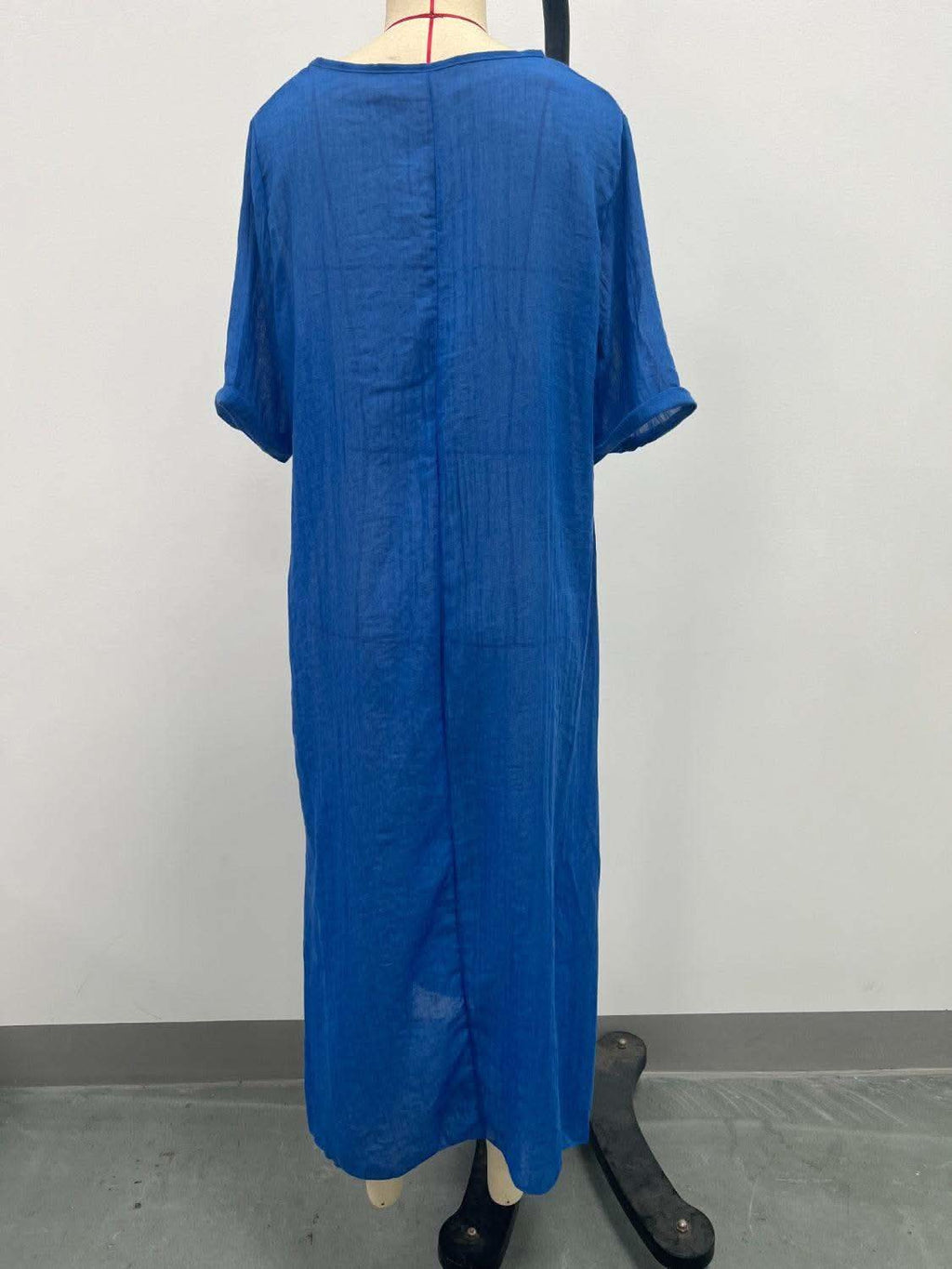 Full Size V-Neck Short Sleeve Midi Dress Plus Size in - dresses photo