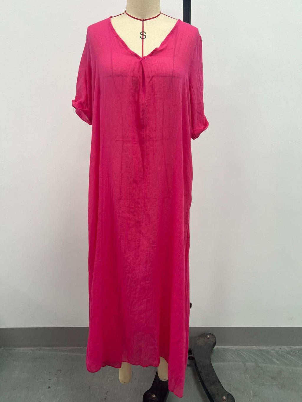 Full Size V-Neck Short Sleeve Midi Dress Plus Size in - dresses photo