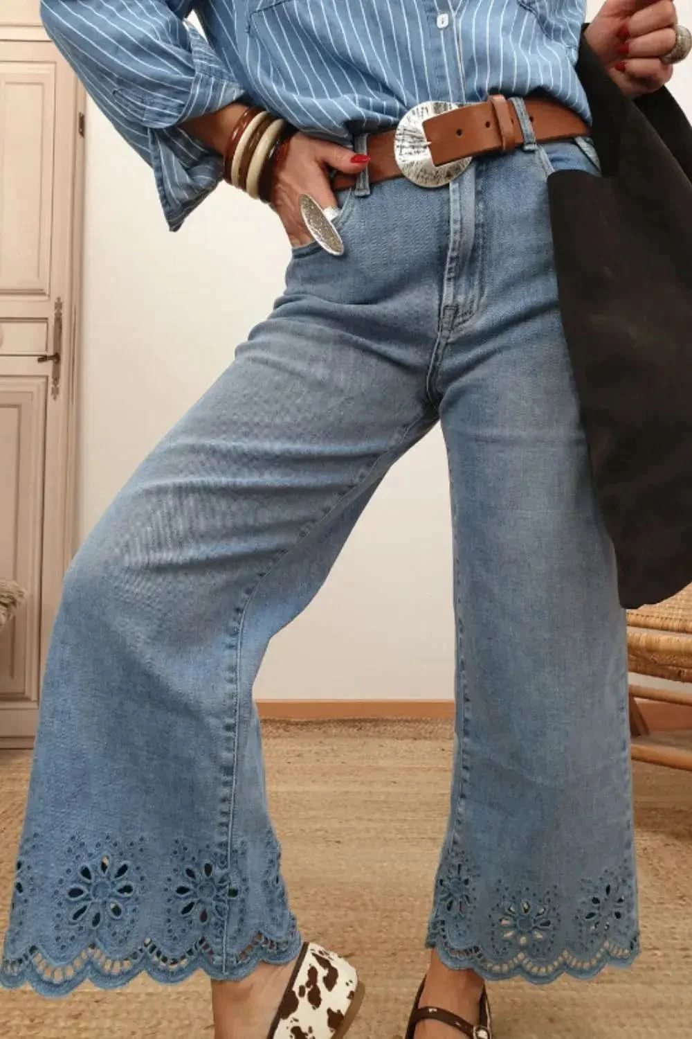 Lace Detail Cropped Wide Leg Jeans in - photo