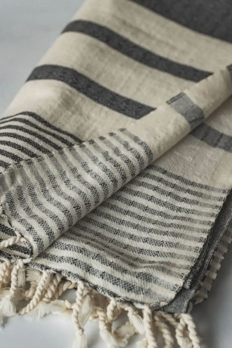 Essential Stripe Turkish Towels – Beautiful, Versatile, and Quick-Drying - SwagglyLife Home & Fashion