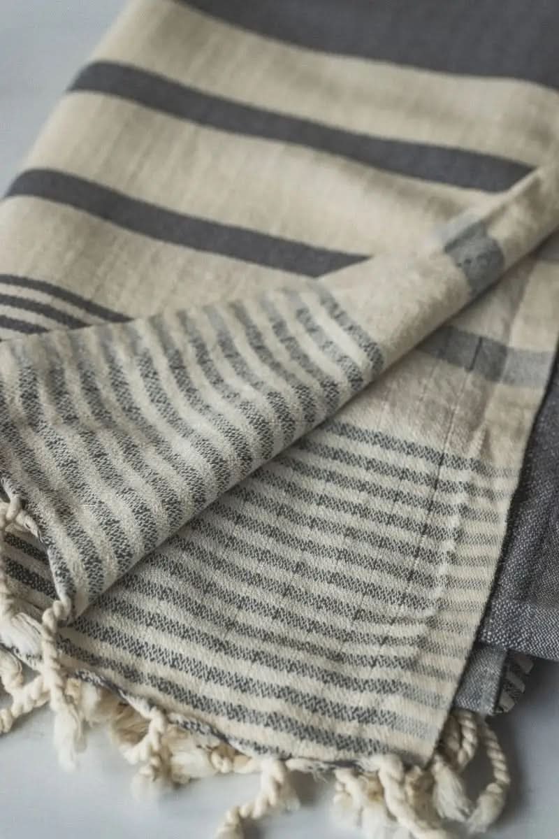 Essential Stripe Turkish Towels – Beautiful, Versatile, and Quick-Drying - SwagglyLife Home & Fashion