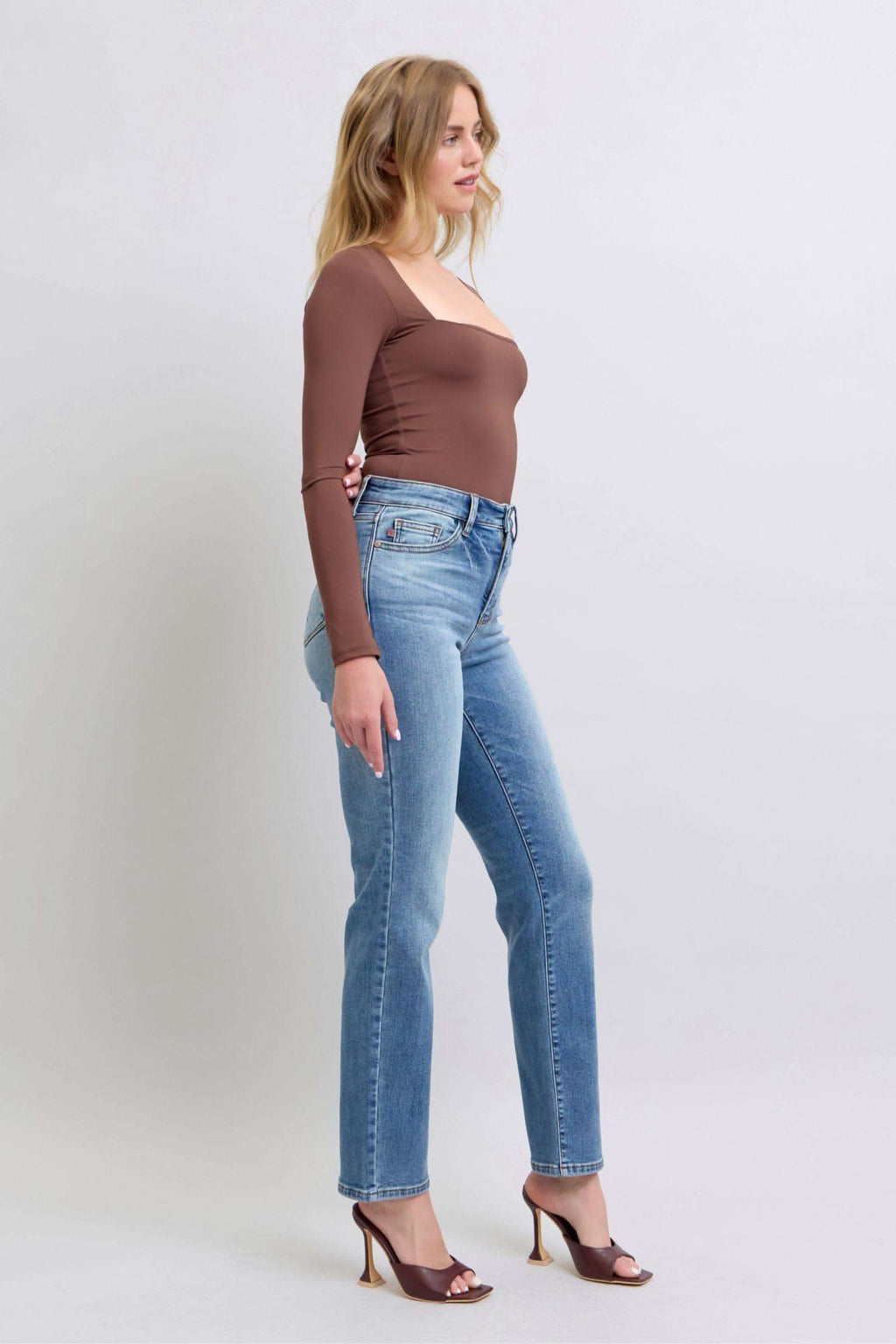 Judy Blue Full Size Wash Thermal Straight Jeans with Pockets in - Jeans photo