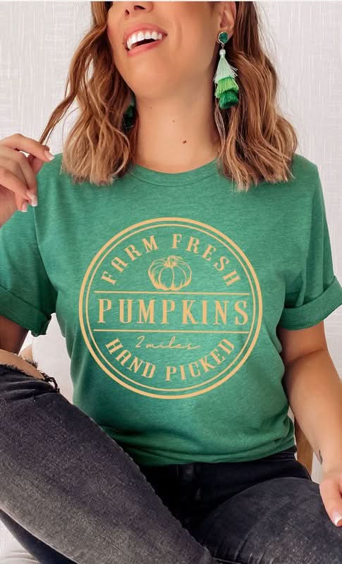 Farm Fresh Pumpkins Circle Graphic Tee in Heather Grass Green - photo