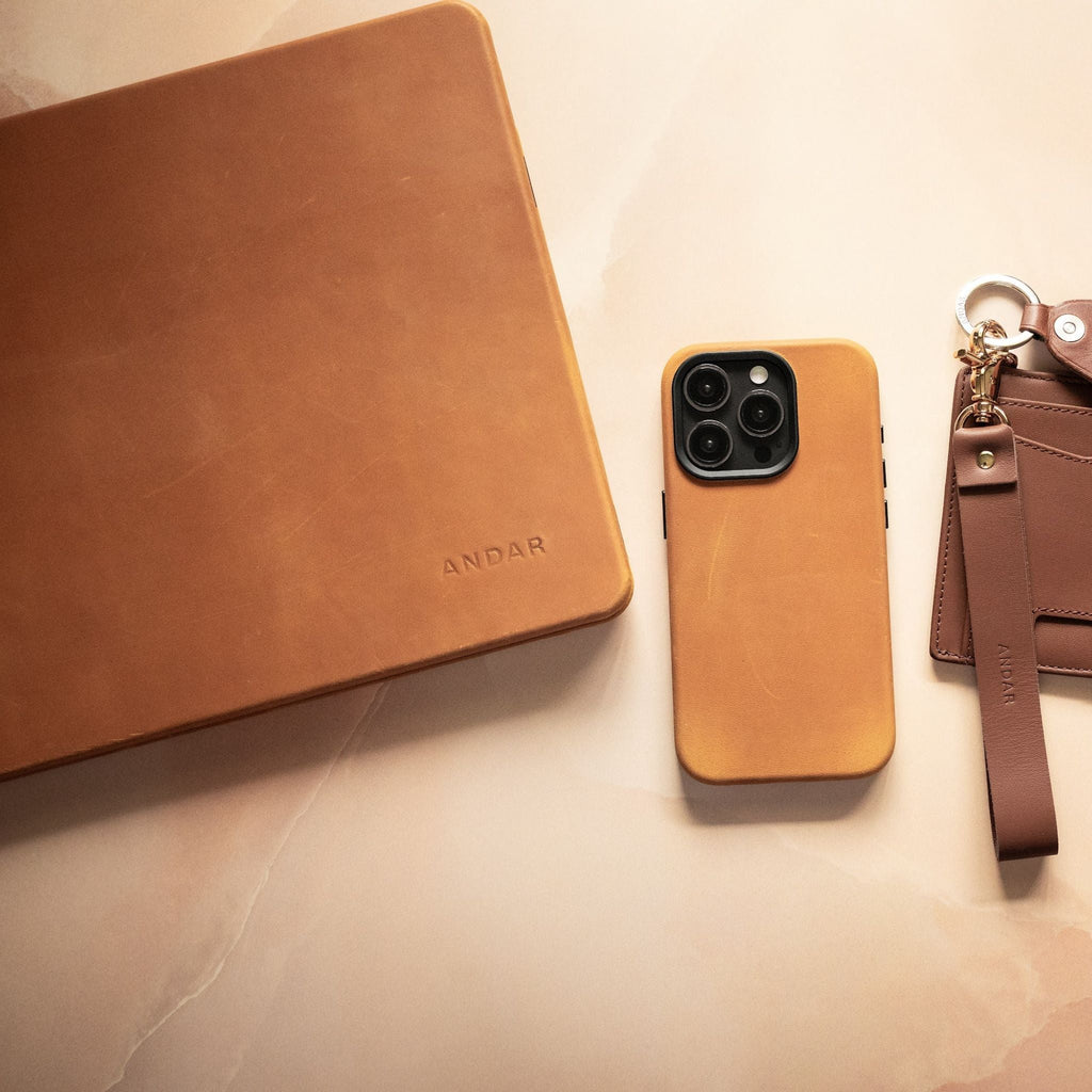 The Helm in - Cases photo