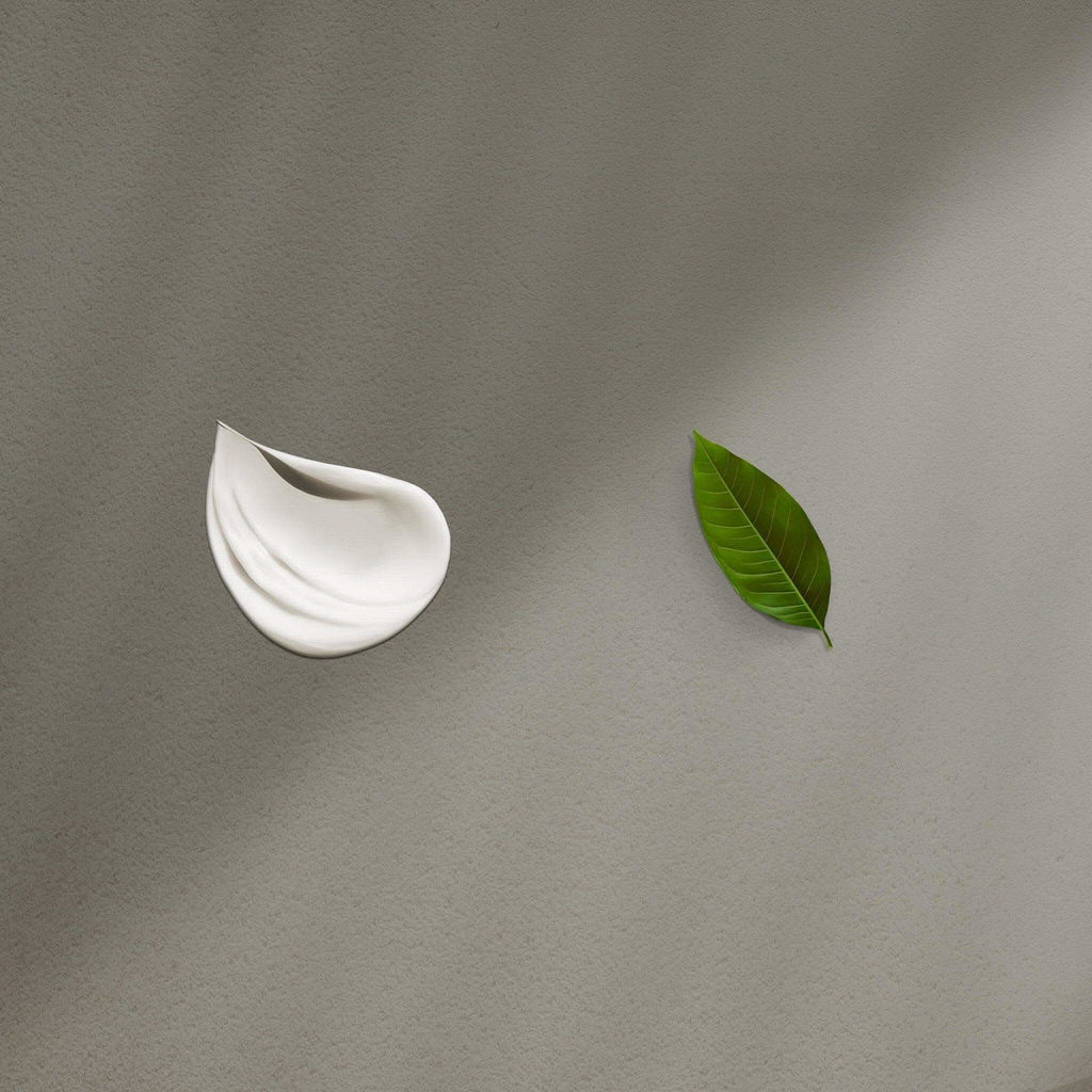 Ua Body | Hawaiian Skincare Iliahi Sandalwood Lotion in - Lotion photo