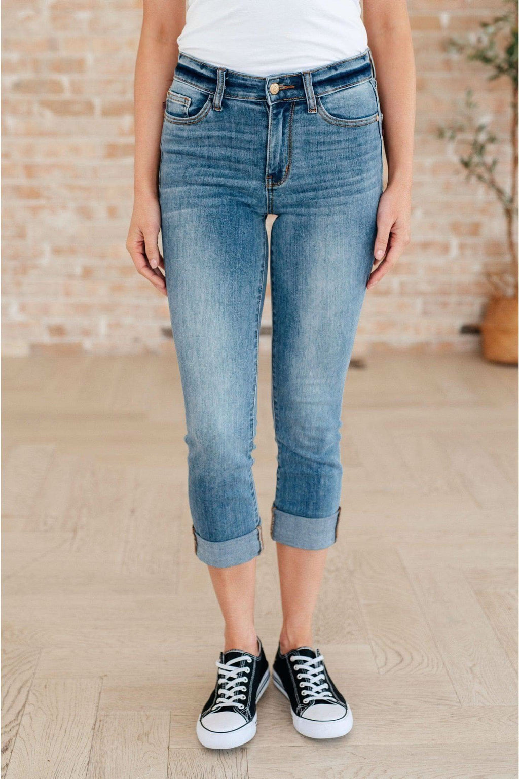Laura Mid Rise Cuffed Skinny Capri Jeans in - Pants photo